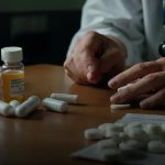 Interação entre medicamentos e drogas: o que você precisa saber para evitar riscos