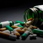 Mistura de remédios e drogas ilícitas: riscos que você pode não imaginar